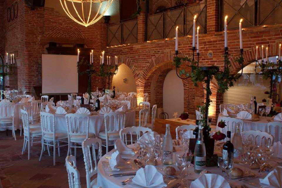 wedding reception room toulouse 410584_n